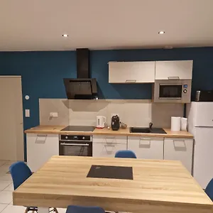 https://ileana-villefranche-de-rouergue.midi-pyreneeshotels.com